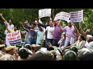 AAP to march to Parliament, seek action against Raje, Sushma and Irani