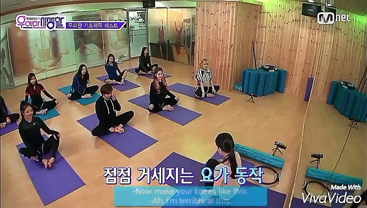 Twice funny moment #5 Momo Nayeon Sana Jihyo Yoga funny