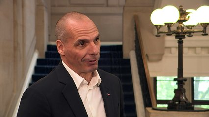Varoufakis: Barnier comments a 'declaration of hostilities'