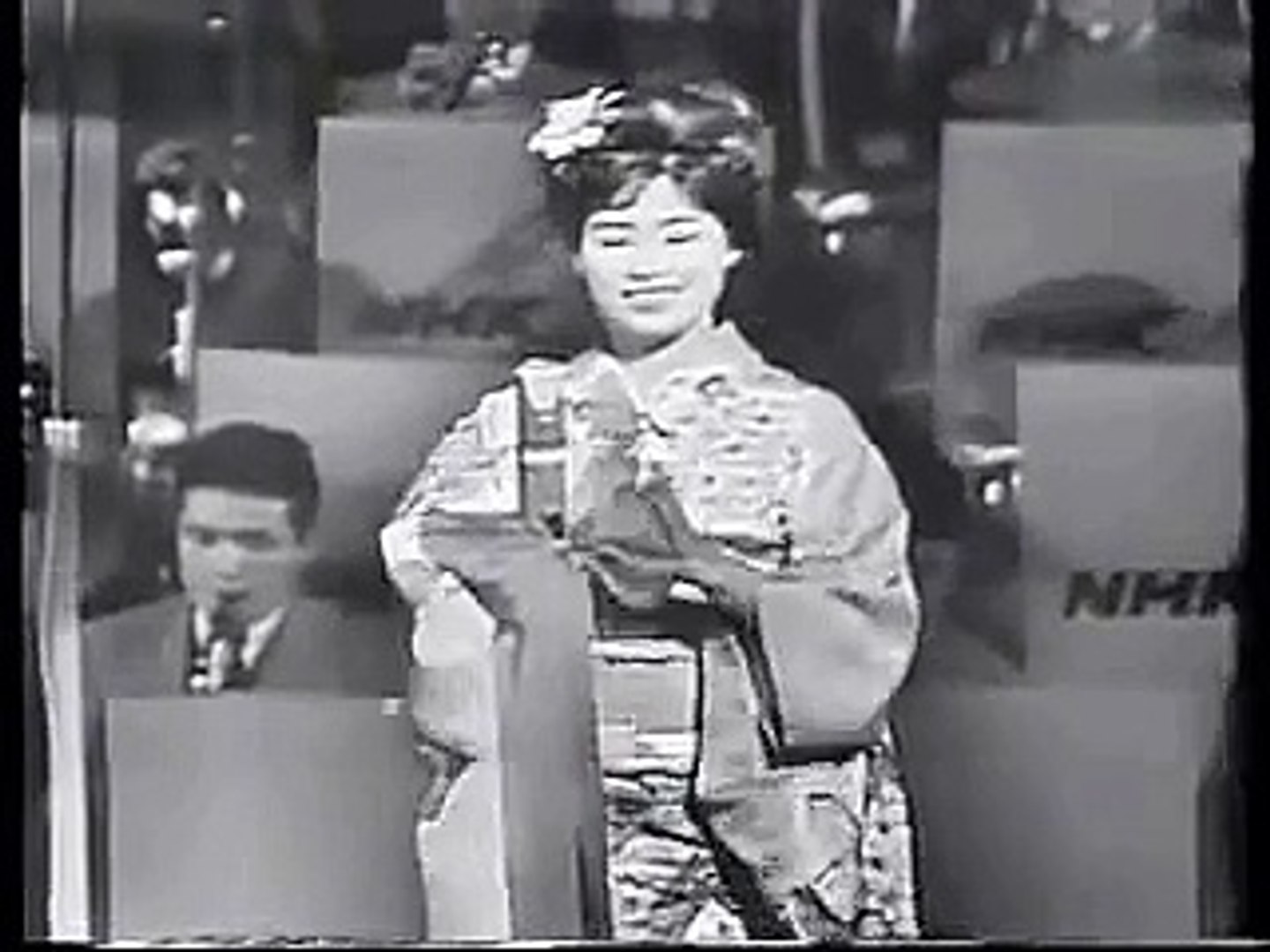 1963年14回紅白 五月みどり 一週間に十日来い 動画 Dailymotion