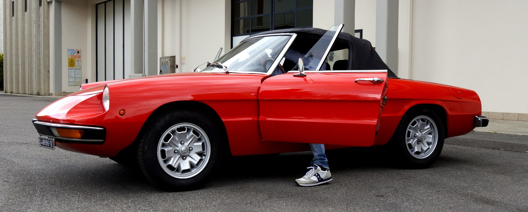 ALFA ROMEO DUETTO 1300 YEAR 1972 WALKAROUND
