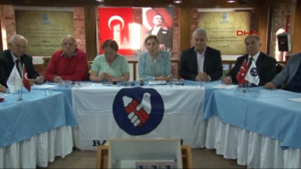 Dünya Basın Özgürlüğü Günü'nde Tutuklu Gazetecilerin Eşlerinden Silivri'de "Özgürlük" Talebi