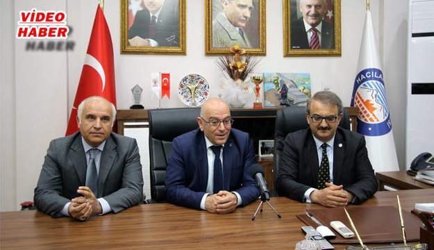 (3 MAYIS 2017) AK PARTİ İL BAŞKANI ÖZDEN HACILAR BELEDİYESİ’Nİ ZİYARET ETTİ…