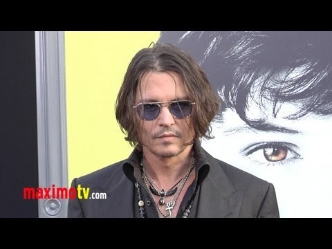 Dark Shadows Premiere Johnny Depp, Michelle Pfeiffer, Chloe Grace Moretz