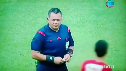 Referee Tries To Prevent Minute Of Silence But Players Did Not Move!!