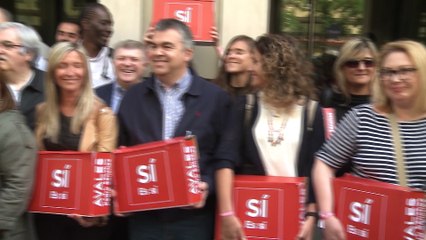 Pedro Sánchez da la sorpresa con más de 57.000 avales