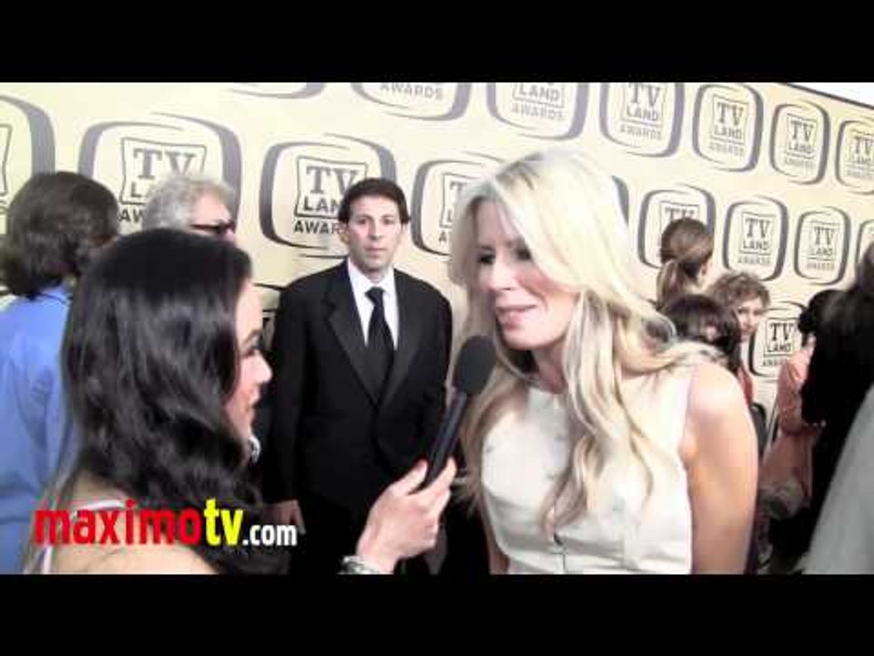 Aviva Drescher (The Real Housewives of NY) Interview at "TV Land Awards" 10th Anniversary Arrivals