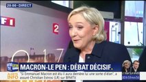 Marine Le Pen à son arrivée dans les studios: 