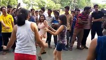 Delhi Girls Dancing in Market on Punjabi Song