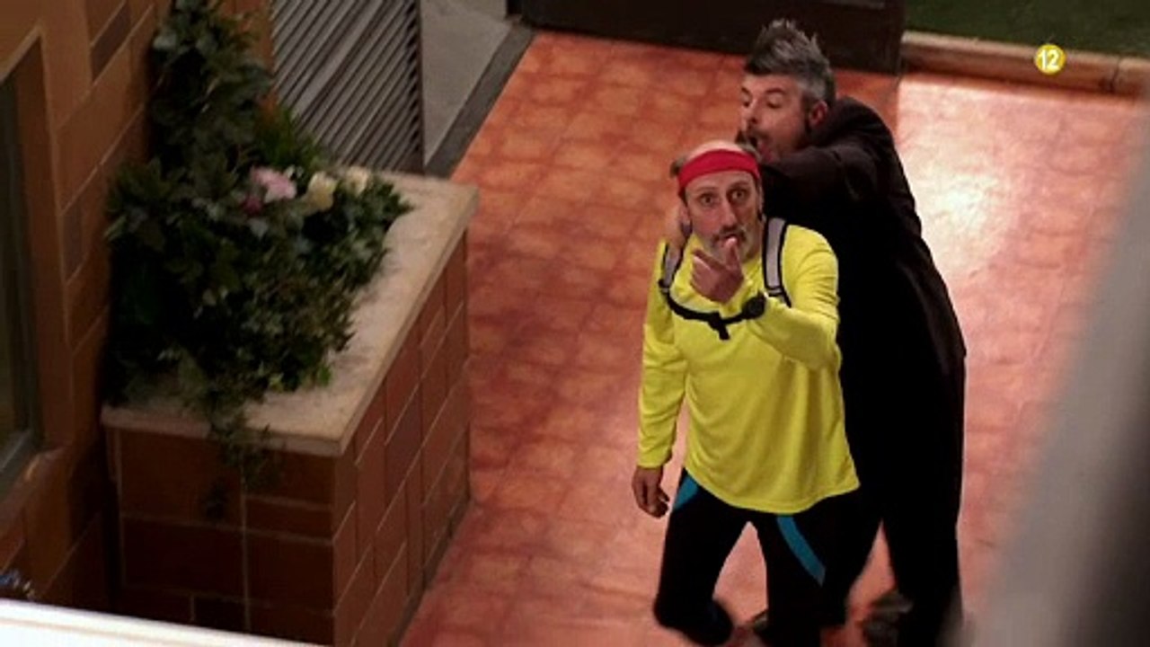 Anuncio LQSA 10x01 - Antonio Recio SALE DEL ARMARIO