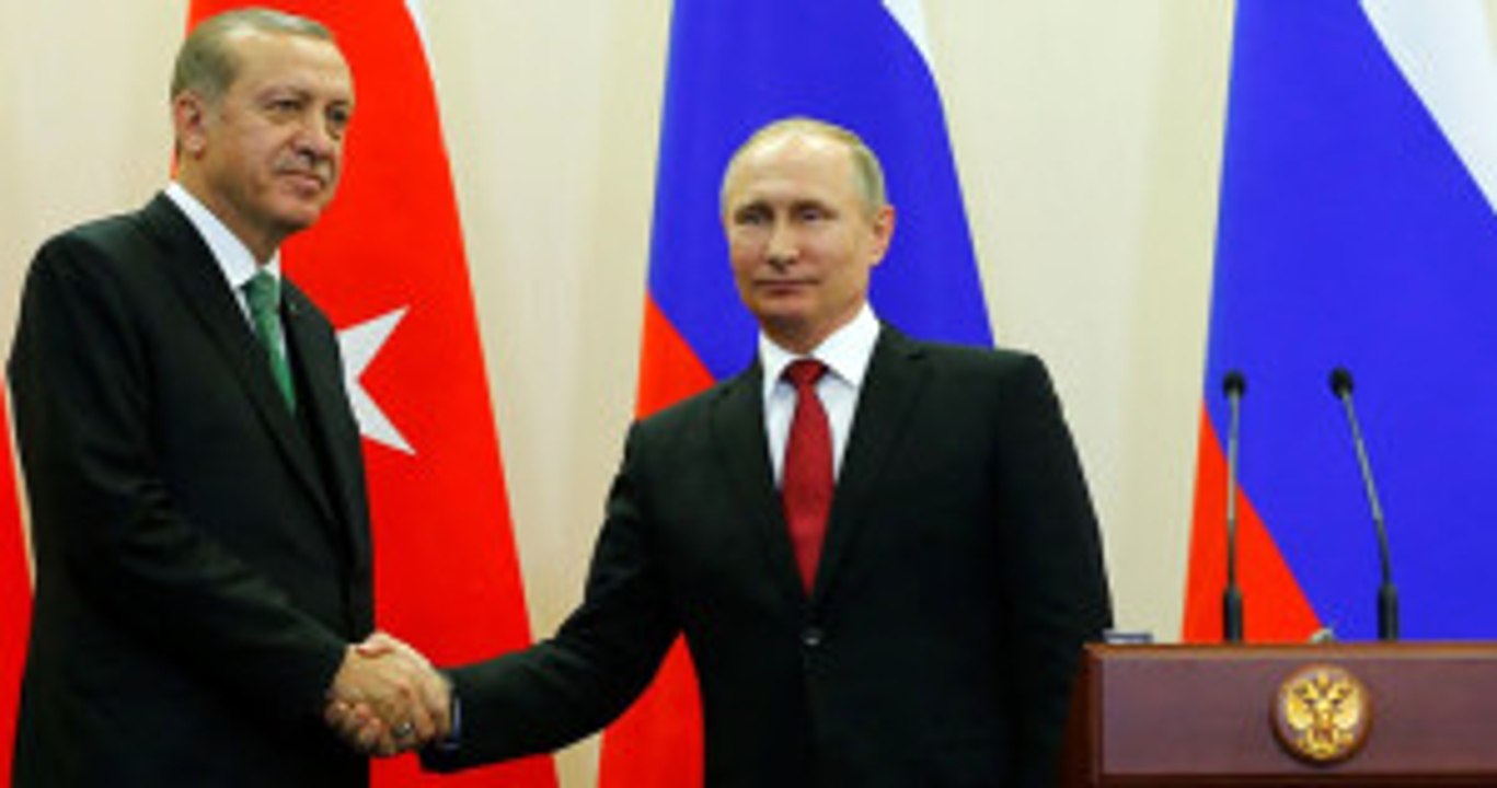 Erdoğan ve Putin'in "Çatışmasızlık Bölgesi" İlan Ettiği İdlib'te Mülteci Kamplarına İHA'lı Saldırı