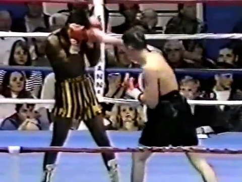 Kostya Tszyu vs Livingstone Bramble by MMA BOXING MUAY THAI