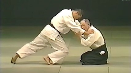 達人の合気 塩田剛三の解説演武 [Master of Aiki]