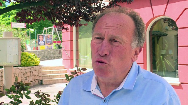 Nostalgie d'une France d'autrefois dans un village de Provence