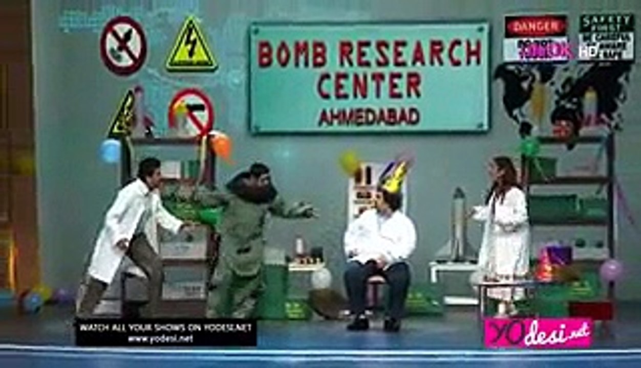 Zafri Khan's Performance