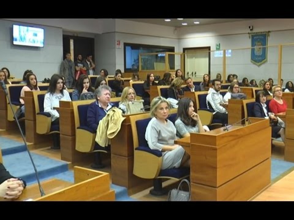 "Campania Europa", gli ex consiglieri regionali premiano gli studenti (03.05.17)