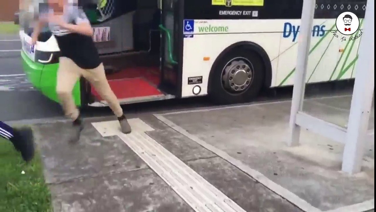 Best Of Jalal's prank 2017 Compilation - Explosion pranks,Bomb pranks and Dead body pranks