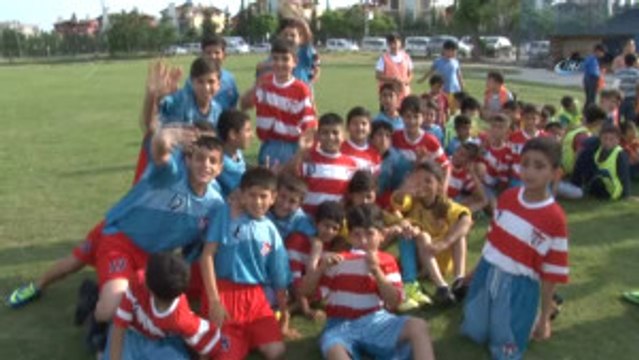 Adana Valisi Demirtaş: Uyuşturucu ile Mücadele Vatandaşların Sayesinde Olur