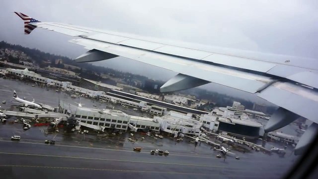 VX753 SEA-SFO Rainy Takeoff-Zk0aWj2Ybzk