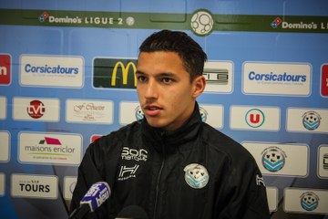 J36 / Ismael Bennacer avant Laval Tours
