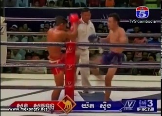 សុខសវ័ណ្ណ​ VS ថៃ on 26-12-15​ ថៃសន្លប់នៅទឹកទី៥​
