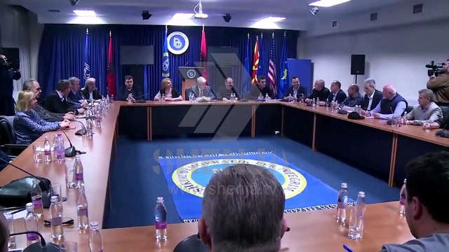 Euroambasadori takon krerët e Lëvizjes BESA dhe BDI-së