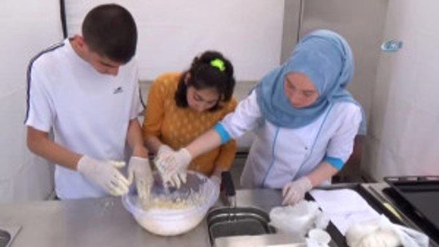 Yozgat'ta Özel Çocuklar Pasta Yaparak Hünerlerini Sergiledi