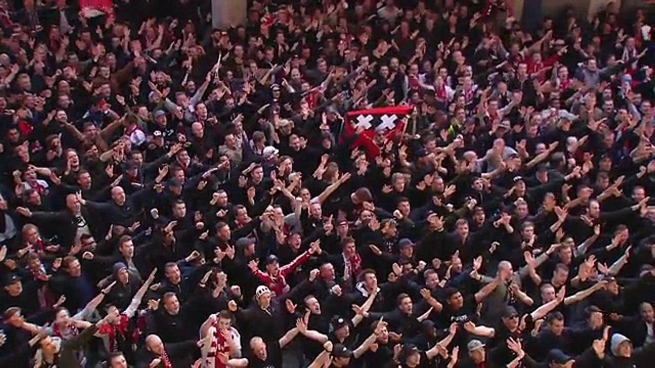 Liga Europa: A arrepiante festa dos adeptos e jogadores do Ajax
