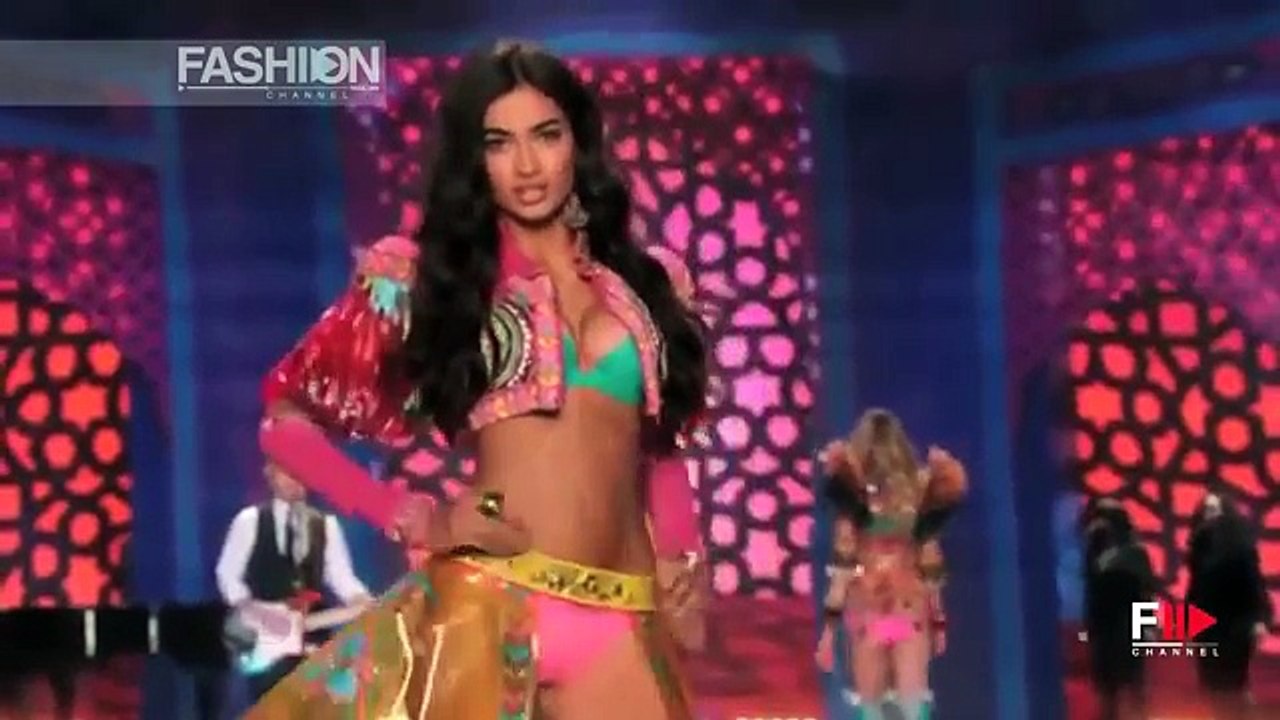 KELLY GALE Model by Fashion Channel