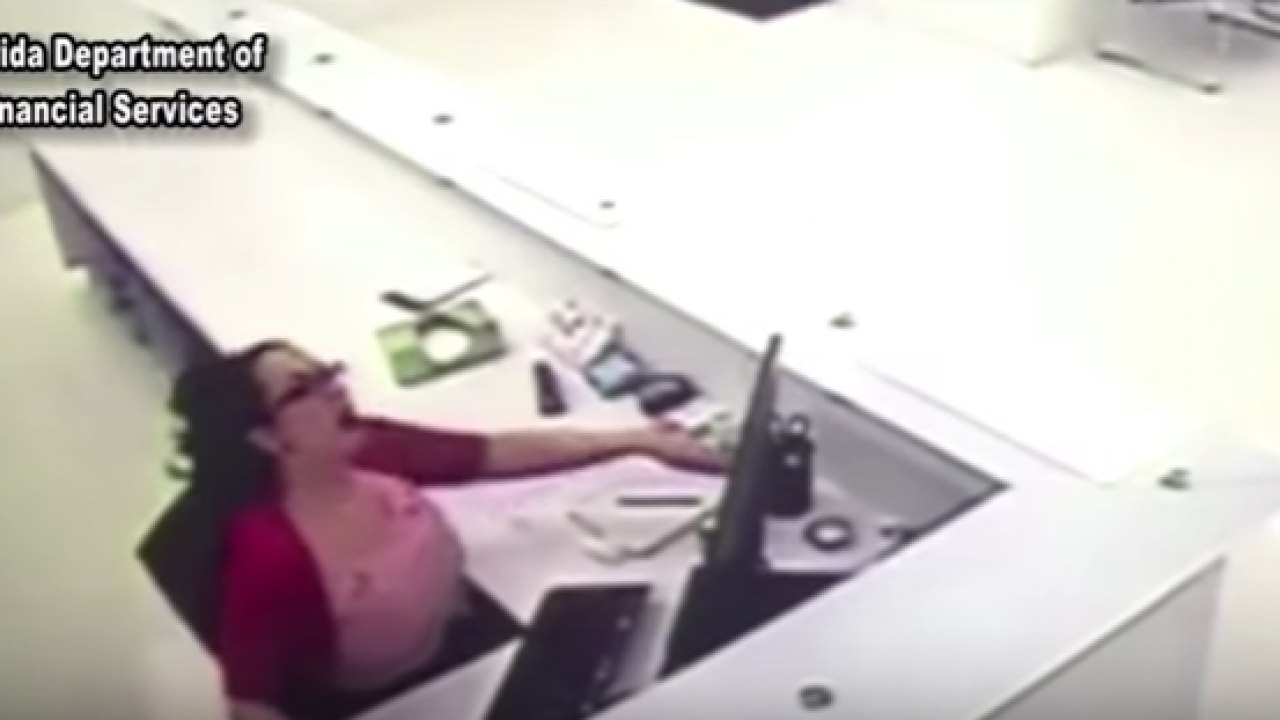 Employee caught smashing own head with a faulty sprinkler to fake compensation injury