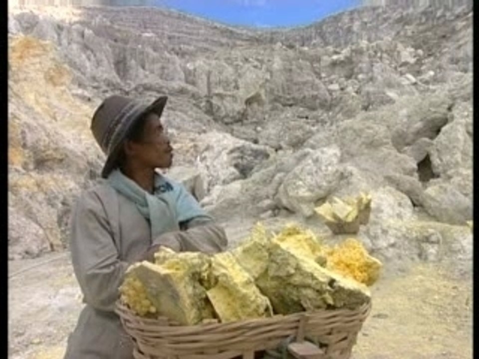 Indonésie : volcans, dieux et dragons