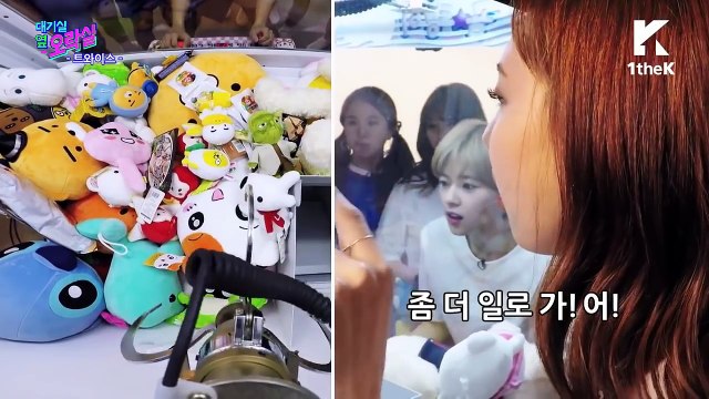 [ซับไทย] 161026 TWICE - Idol Arcade