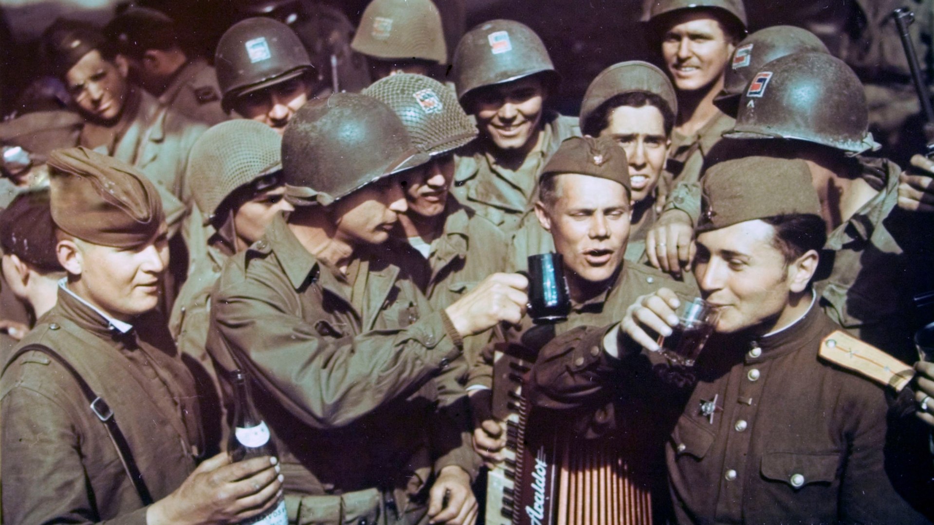 ⁣OlpopCast | О Навальном - последние события и о 2-й мировой войне