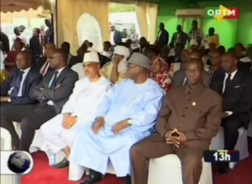 Lancement des travaux de construction et de bitumage de la route Banconi-Nossombougou par le chef de l’Etat IBK