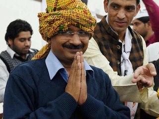 Télécharger la video: Arvind Kejriwal to address 'Sahyog Rally' for farmers in Delhi