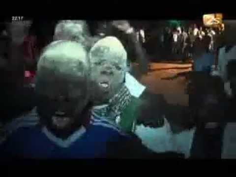 La joie des supporters de Balla Gaye 2 après sa victoire sur Yékini - Bantamba du 24 avril 2012