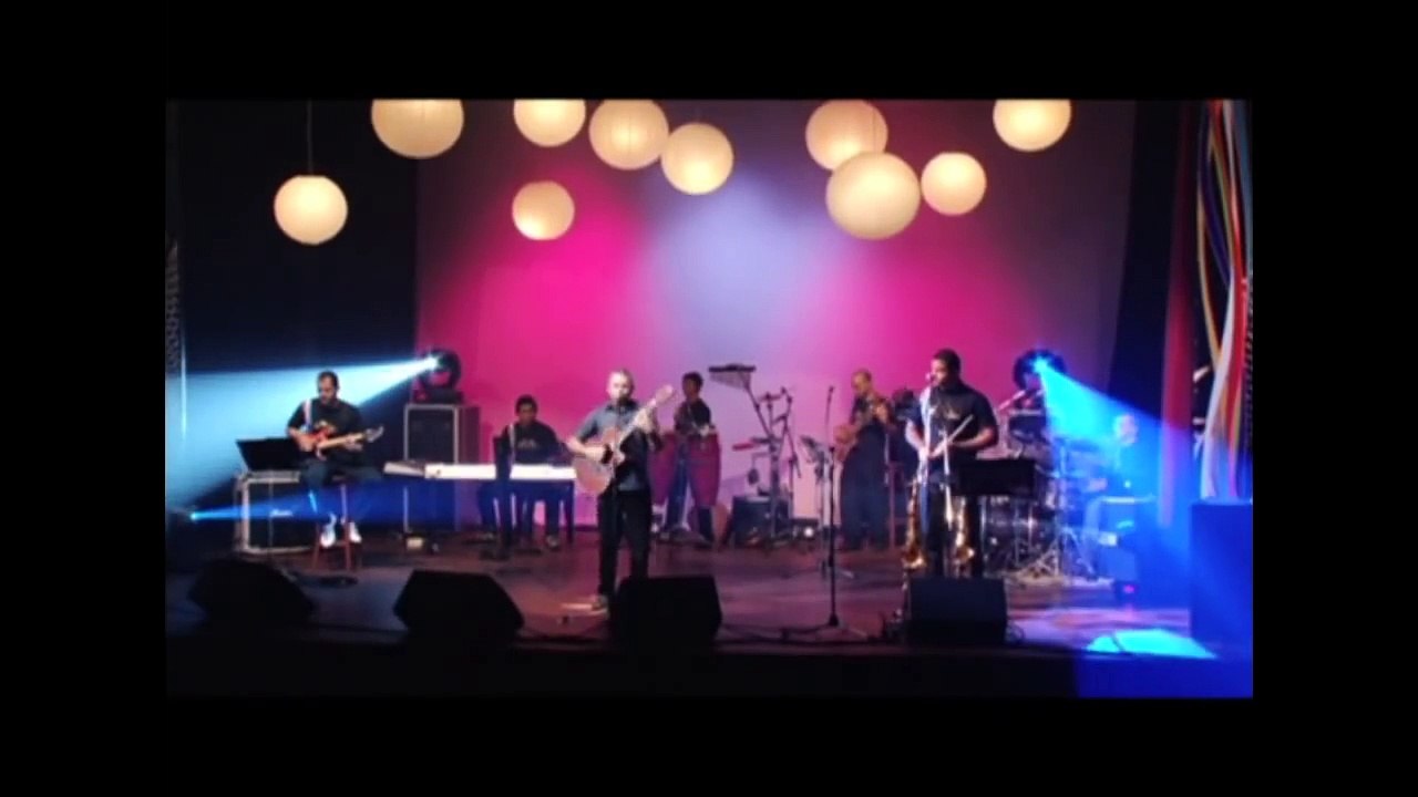 MARCELO MARINHO - A LUA E O MAR