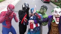 (37)_Hulk PUSH Spiderman Car FAll Into LAKE Colorful Shark Attack!!! Superheroes Children Action Movies