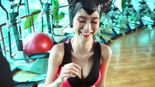 (4)_Frozen Anna vs Snow White SLAP CHALLENGE with Spiderman Elsa Superman Batman Funny Prank Superhero