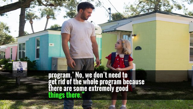 As she and Mr. Carson chatted, he signed her copy of his biography, “Gifted Hands,” writing, “Keep up the good work.”