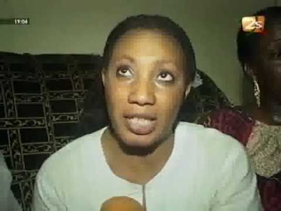 Le combat Yékini vs Balla Gaye 2 - au domicile de l'oncle de Balla Gaye 2 - JT wolof du 23-04-2012