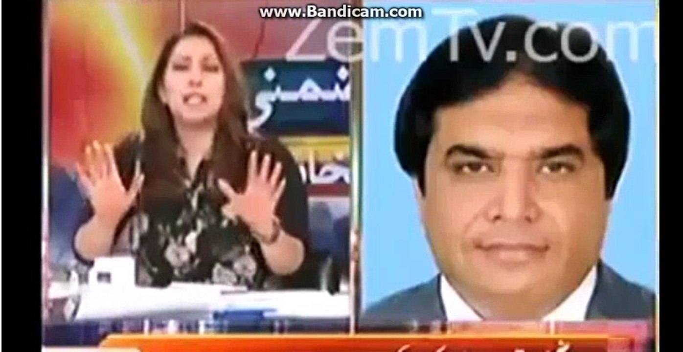 haroon Rasheed fighting with haneef Abbasi.Using abusive language?