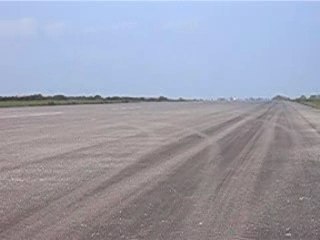 mon pere en train de tapé une ligne droite a 255/km
