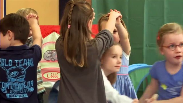 Machet auf das Tor - Singen, Tanzen und