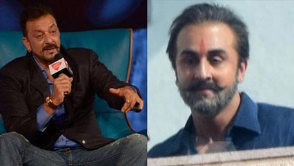 Video herunterladen: Sanjay Dutt REACTION On Ranbir Kapoor LEAKED Looks From Sanjay Dutt Biopic