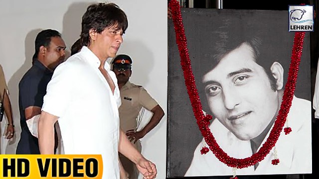 Shah Rukh Khan Got Emotional At Vinod Khannas Prayer Meet