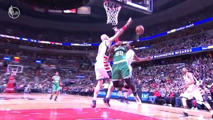 John Wall met un gros contre à Jae Crowder
