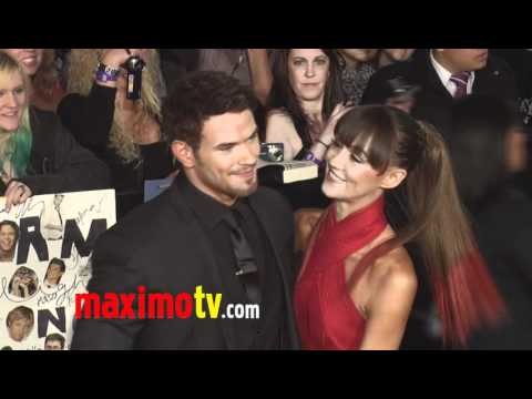 Kellan Lutz and Sharni Vinson Breaking Dawn Part 1 World Premiere ARRIVALS