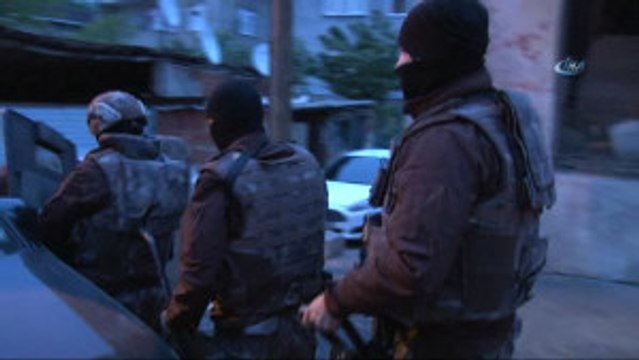 Narkotik Operasyonuna Tıraş Olurken Yakalandı... Polis Yanlış Adresi Basınca Şaşkına Döndü