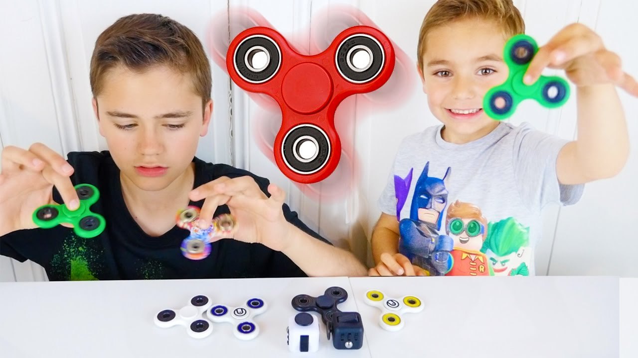 DÉCOUVERTE DE 7 HAND SPINNERS & 2 FIDGET CUBE ! Unboxing & Tests